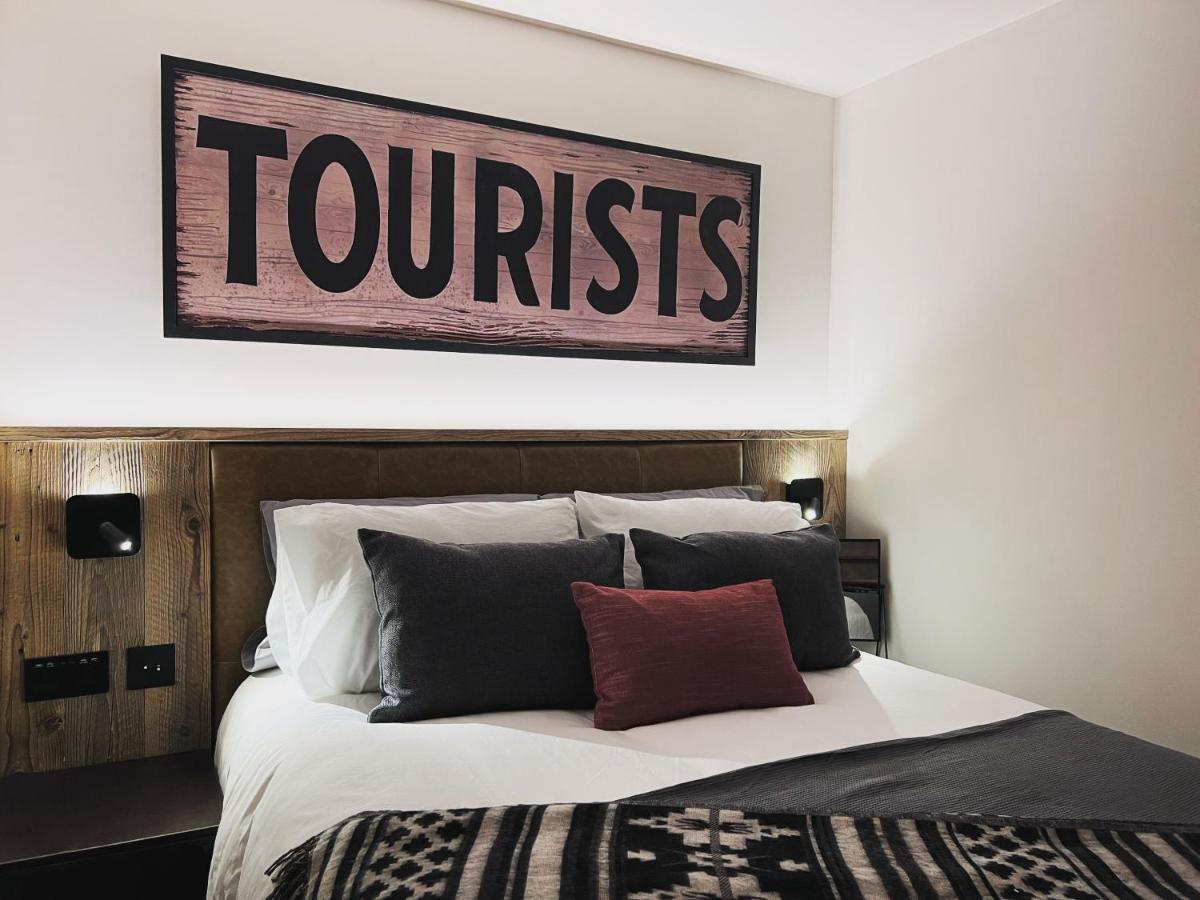 Loft 11 Stunning Luxury Nyc Loft Style Interior Designed 2Bd Apartment Excellent City Centre Location Mezzanine Cinema Room Designer Furniture Amazing Space 더글러스 외부 사진