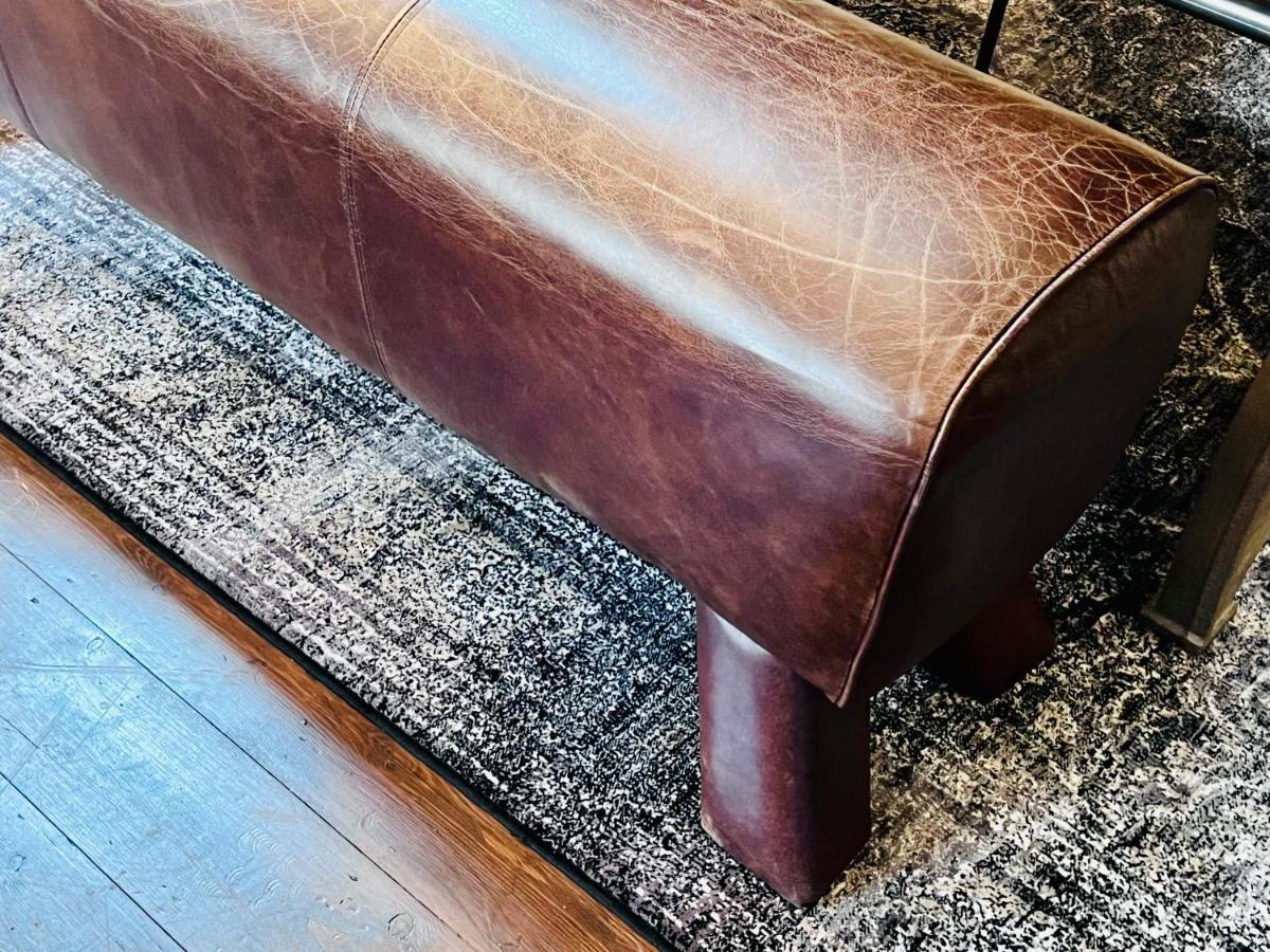 Loft 11 Stunning Luxury Nyc Loft Style Interior Designed 2Bd Apartment Excellent City Centre Location Mezzanine Cinema Room Designer Furniture Amazing Space 더글러스 외부 사진